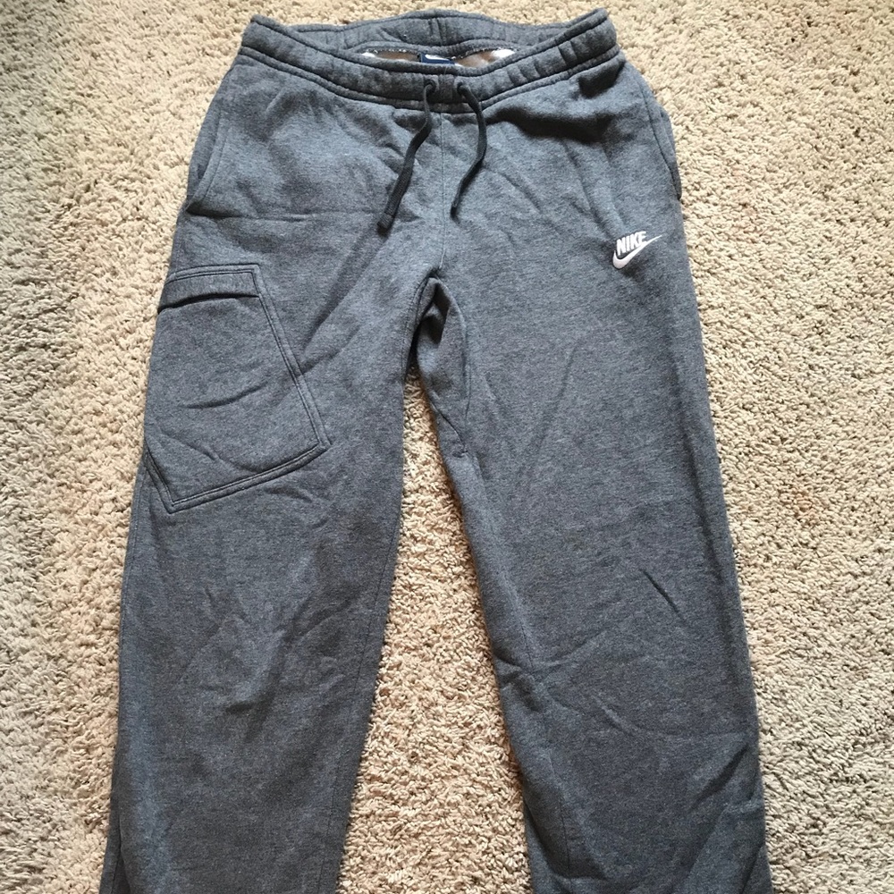 Gray Nike sweatpants